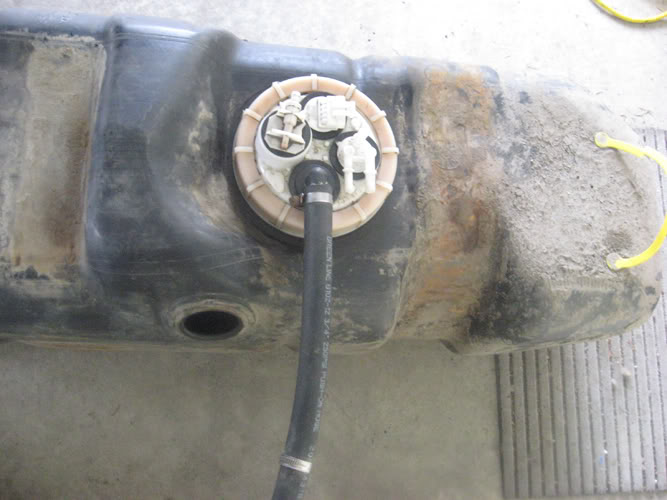 DIY Fuel pump or Fuel Gauge trouble shooting (no dial-up ... 2011 dodge ram fuel pump relay wiring diagram 