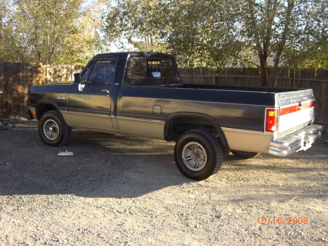 Name:  Dodge006.jpg
Views: 30
Size:  142.1 KB