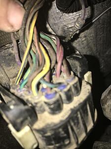 2006 Durango 5.7L 4wd, loose wire from transmission connector-o8p5zba.jpg