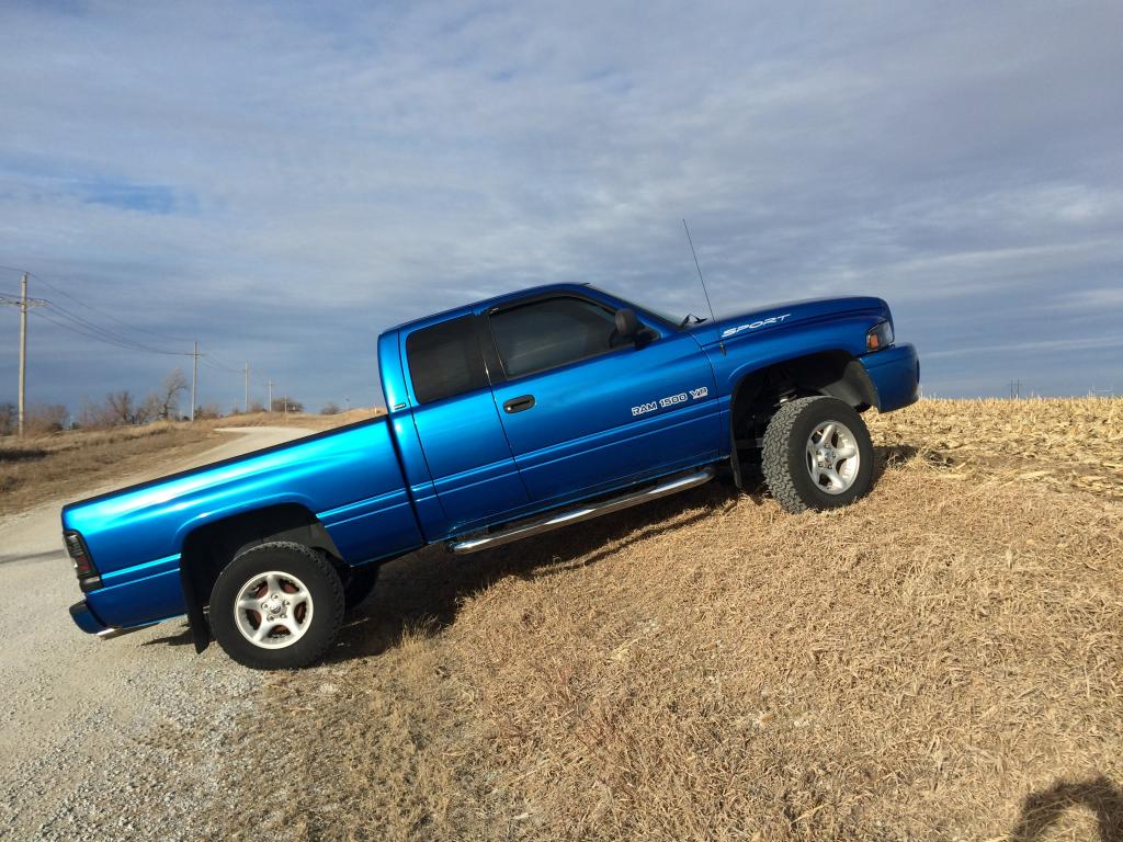 Name:  My%20truck%20on%20a%20hill%201_zpsxnpg8fxx-1.jpg
Views: 178
Size:  142.4 KB