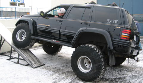 Name:  4x4-trucks-iceland-grand-cherokee.jpg
Views: 934
Size:  36.5 KB