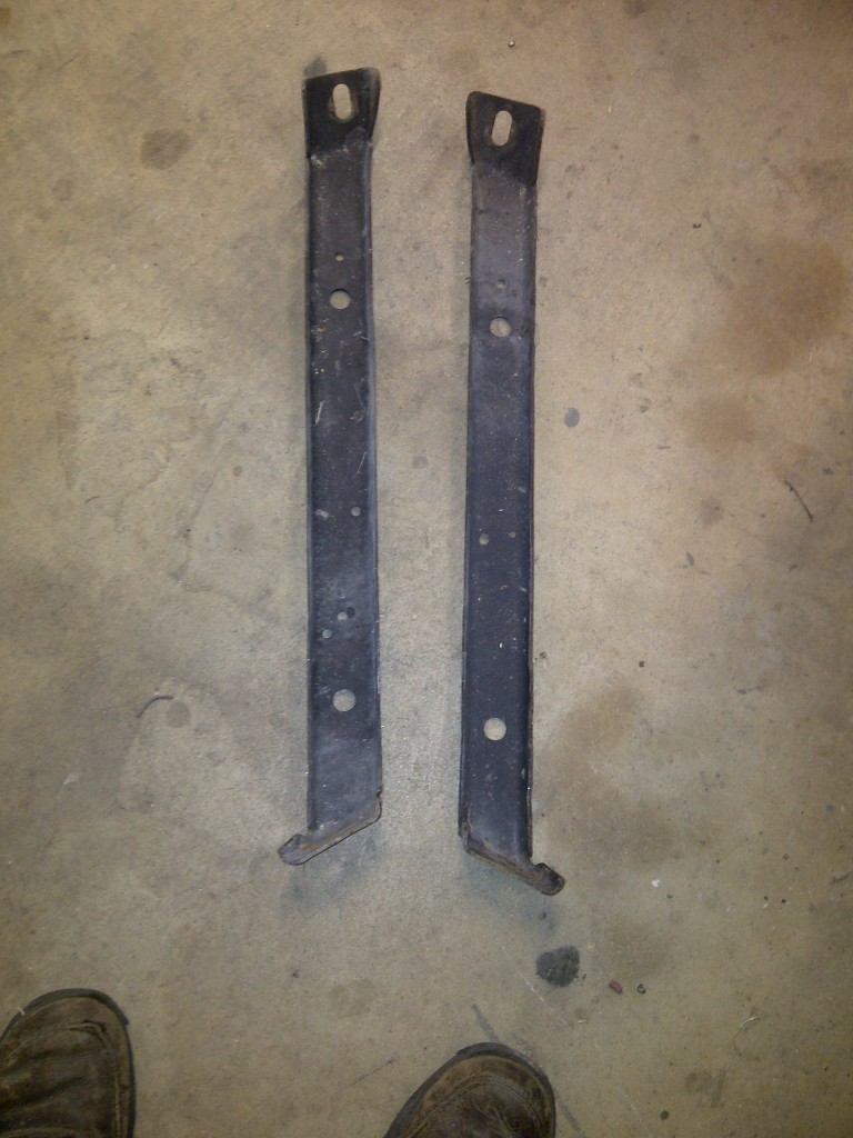Name:  frontbumperbrackets.jpg
Views: 33
Size:  150.7 KB