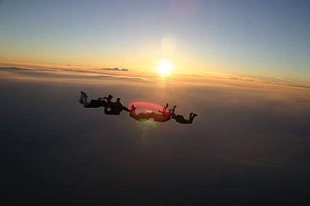 Name:  sunset_low_res.jpg
Views: 41
Size:  10.7 KB