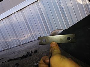 98 Ram 1500 metal object in transmission pan.. Wth is it???-20171201_131722.jpg