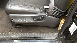 Broken Seat Trim-zzcqhl.jpg