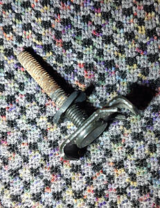 Mysterious interior bolt-dodge-bolt-img_20230919_195618752.jpg