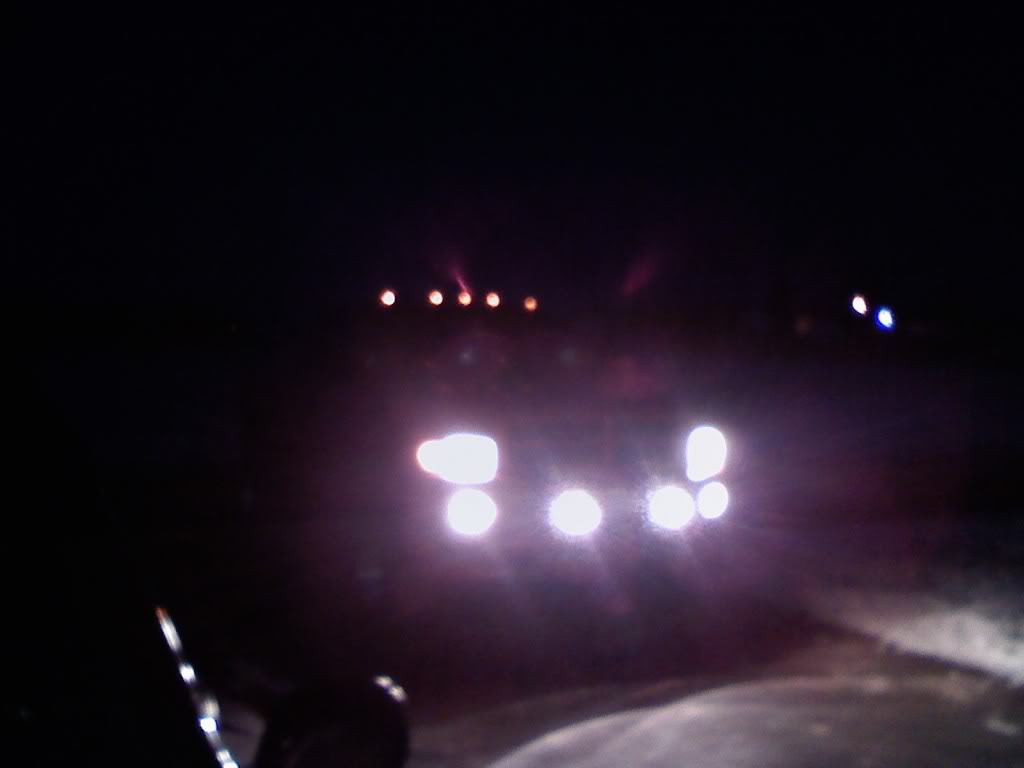 Name:  lights-1.jpg
Views: 134
Size:  27.9 KB