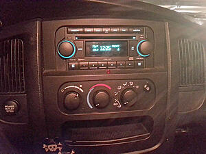 Installed a Gen4 radio in my 2002 this week.-693bqid.jpg