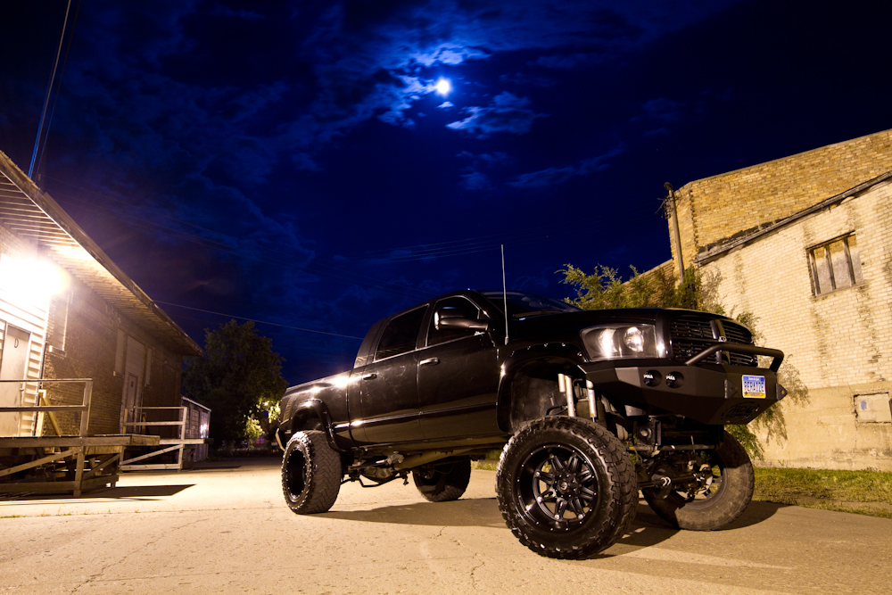 Name:  nightphotos03.jpg
Views: 80
Size:  593.4 KB