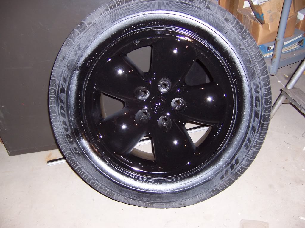 Name: blackrimleftrear.jpg
Views: 49
Size: 146.5 KB