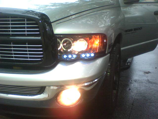 Name:  trucklights2.jpg
Views: 77
Size:  34.9 KB