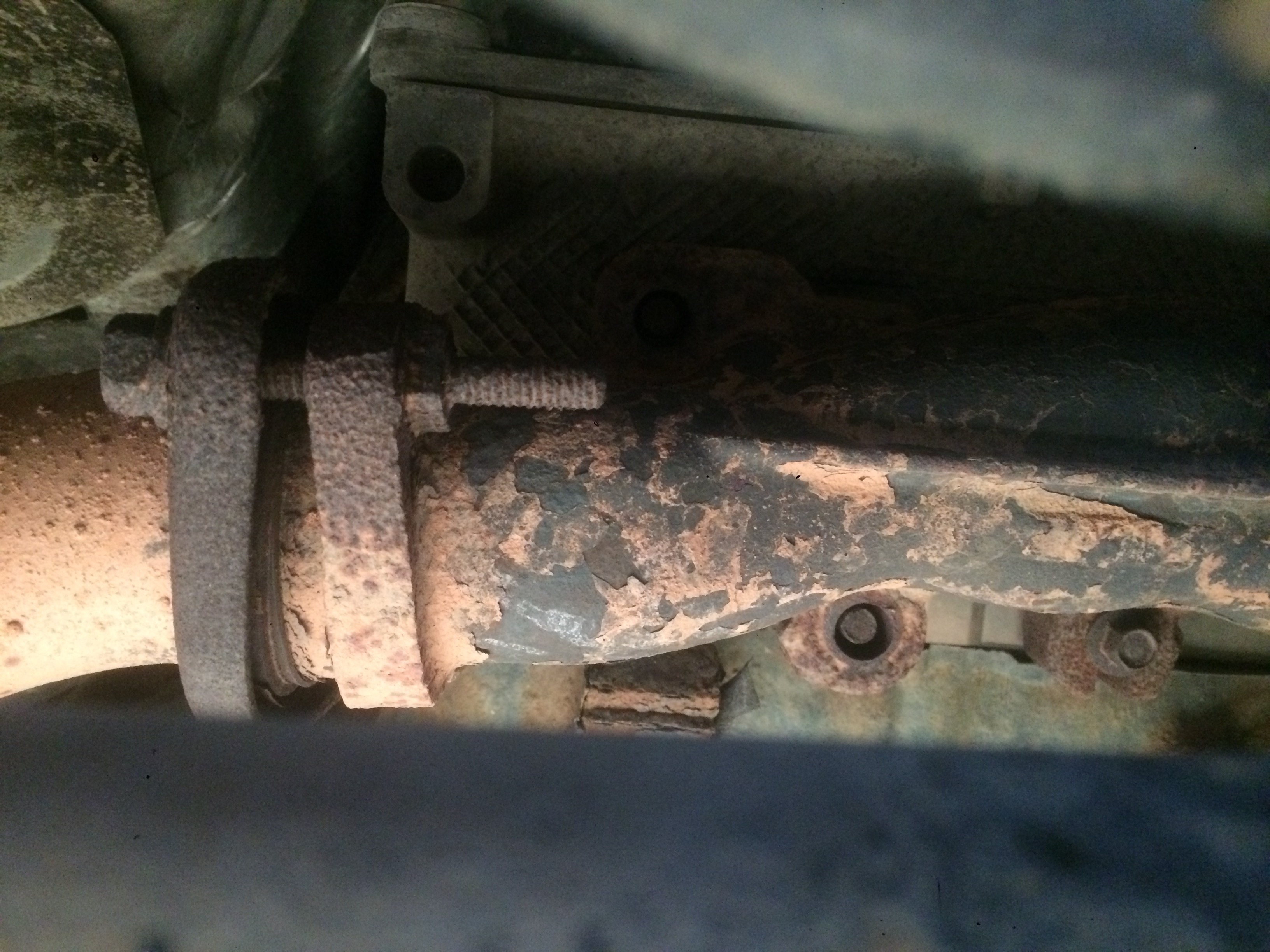 Pics of broken exhaust manifold bolts - Page 2 - DodgeForum.com