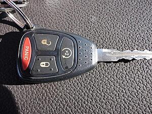 Key Fob with Remote Start for 07 Ram-wmqfqm3l.jpg