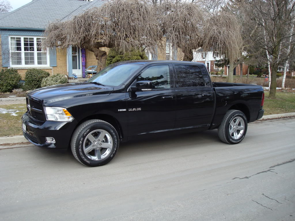 2010 Dodge Ram Sport factory 20" chrome wheels ands Tires ...