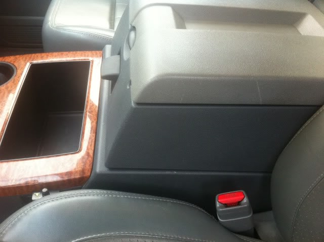 ram center console sub box