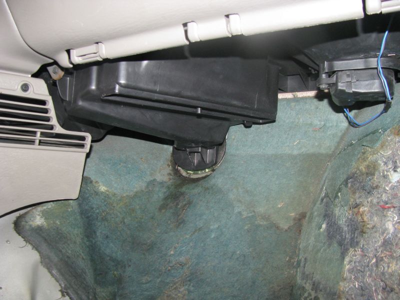 Water Leak Pic Passenger Side Floor Help