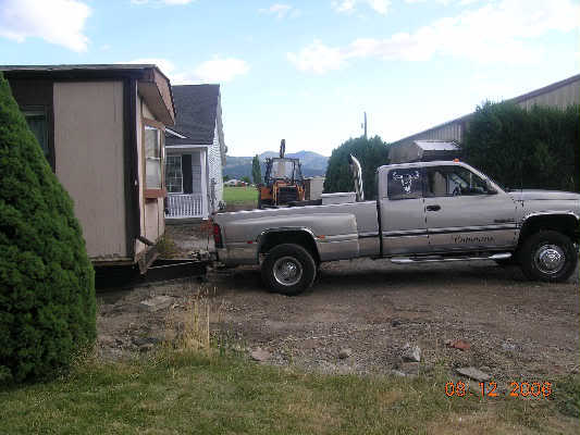 Name:  Tim_pulling_mobile_home.jpg
Views: 723
Size:  27.7 KB