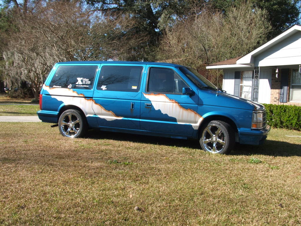 Name: 2008VanPaint02-08012.jpg
Views: 1045
Size: 194.2 KB