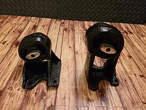 Dodge Dakota 2wd Motor Mounts (05-11)-ouh4q95.jpg