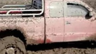 Muddy Mondays: 5 minutes of a Dodge Dakota stuck in the mud