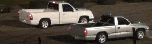 Truckin Fast Wednesdays: Dodge Dakota smokes a Silverado around an oval