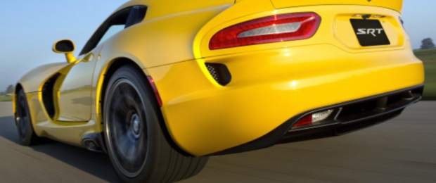 Question of the Week: Should SRT build a lower cost, lower performance Viper to battle the base Corvette?