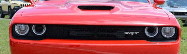 Official(ly Incredible): Dodge Challenger SRT Hellcat Packs an 707hp, 650tq