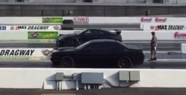 Dodge Challenger SRT Hellcat Beats Nissan GTR Nismo