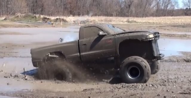 Muddy Monday: Dodge Dakota Mud Trucks Conquers the Bog
