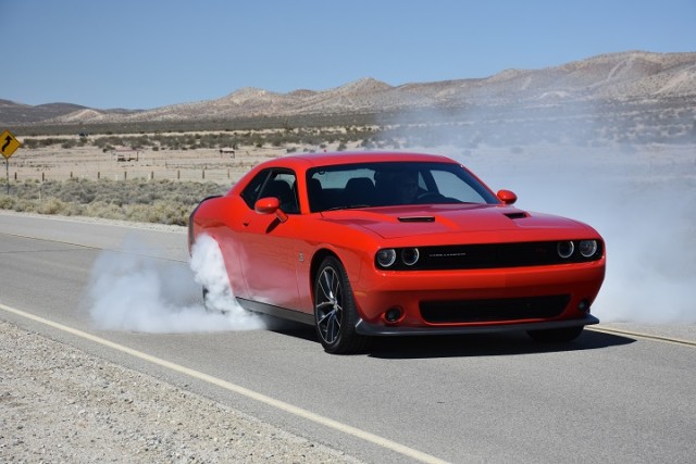 The Challenger Scat Pack Is the Perfect Burnout-Teaching Tool