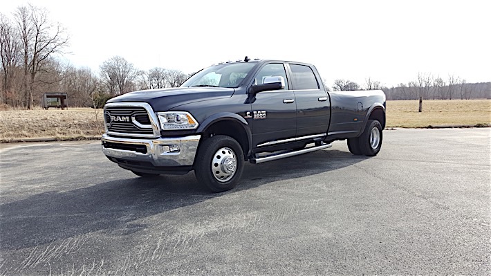 Ram 3500 Limited Dually Review_1