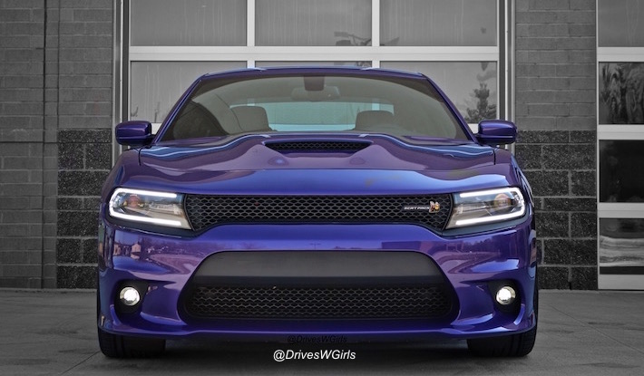 2016-plum-crazy-dodge-charger-scat-pack-review-18