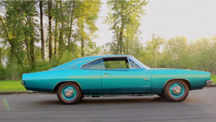 This 1968 Dodge Charger is All Hemi, Noise and Turquoise
