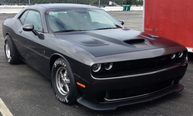 New Manual Hellcat Challenger 1/4-Mile Record