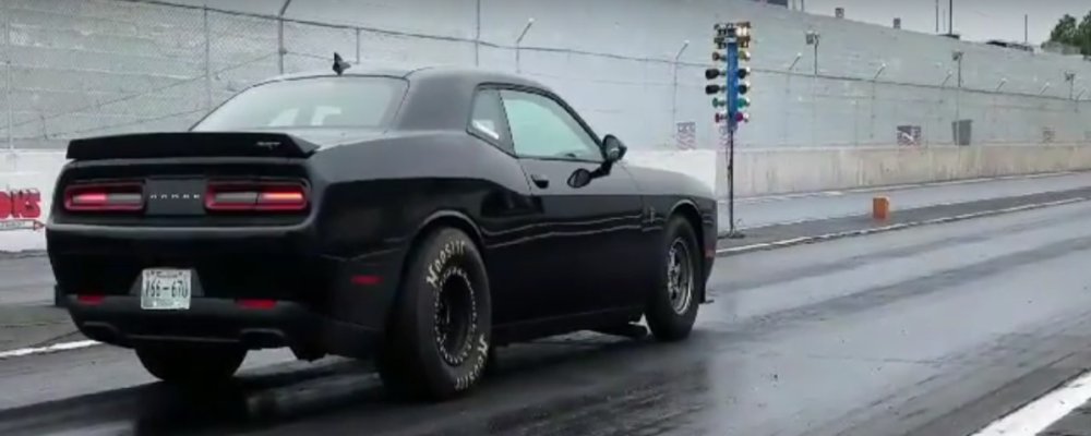 Epling Garage Challenger Drops the Hellcat Quarter Mile Record to 9.06