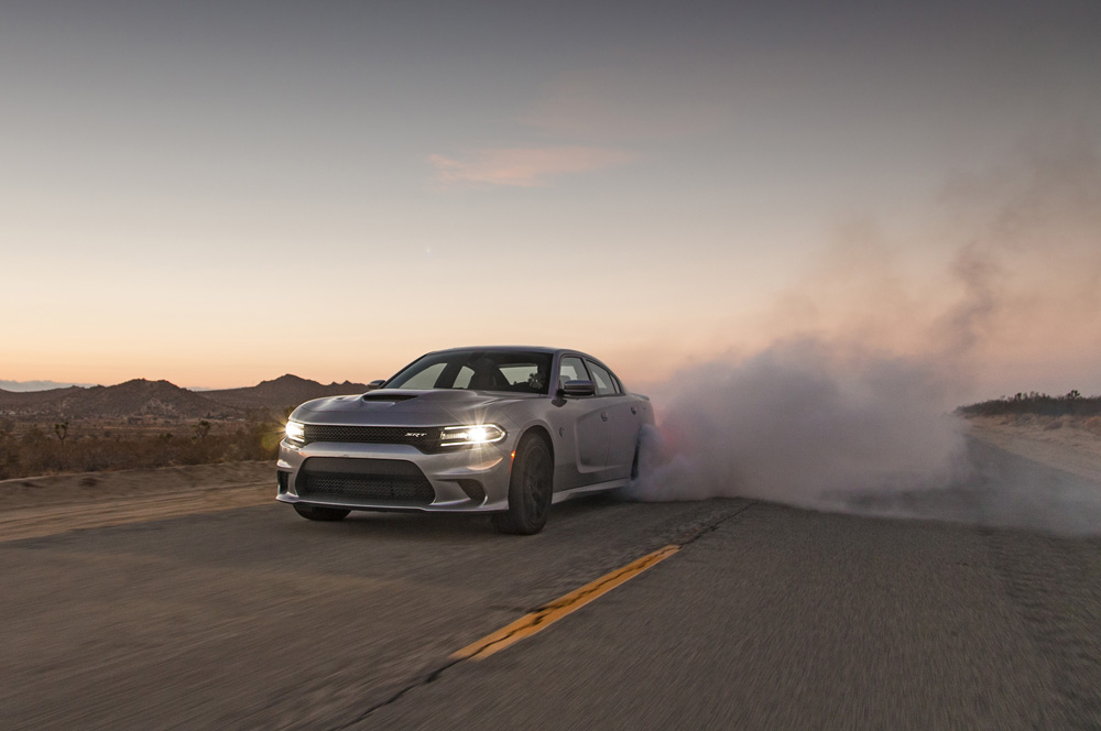 Dodge Charger Hellcat Burnout on Woodward Avenue (Video) 