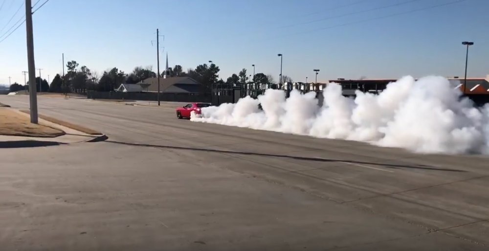 Hellcat Challenger Tribute Burnout