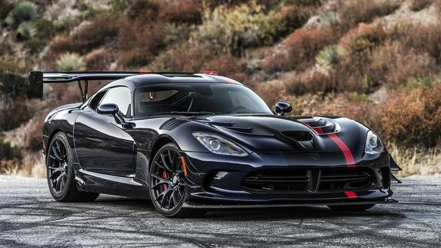 Slideshow: What Makes the Viper ACR so Fast?
