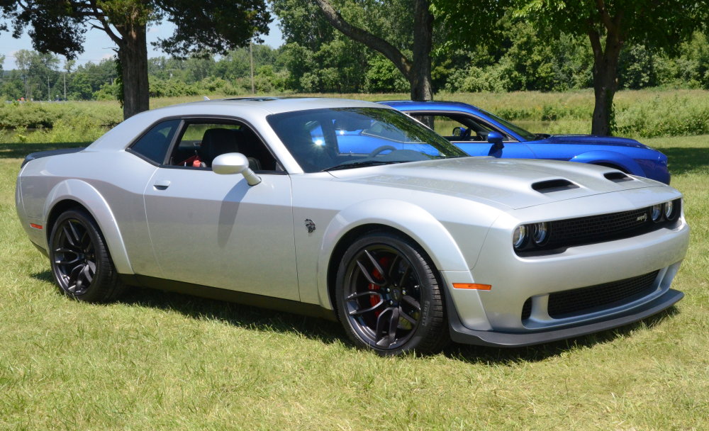 Challenger Hellcat Redeye Passenger Side Outside