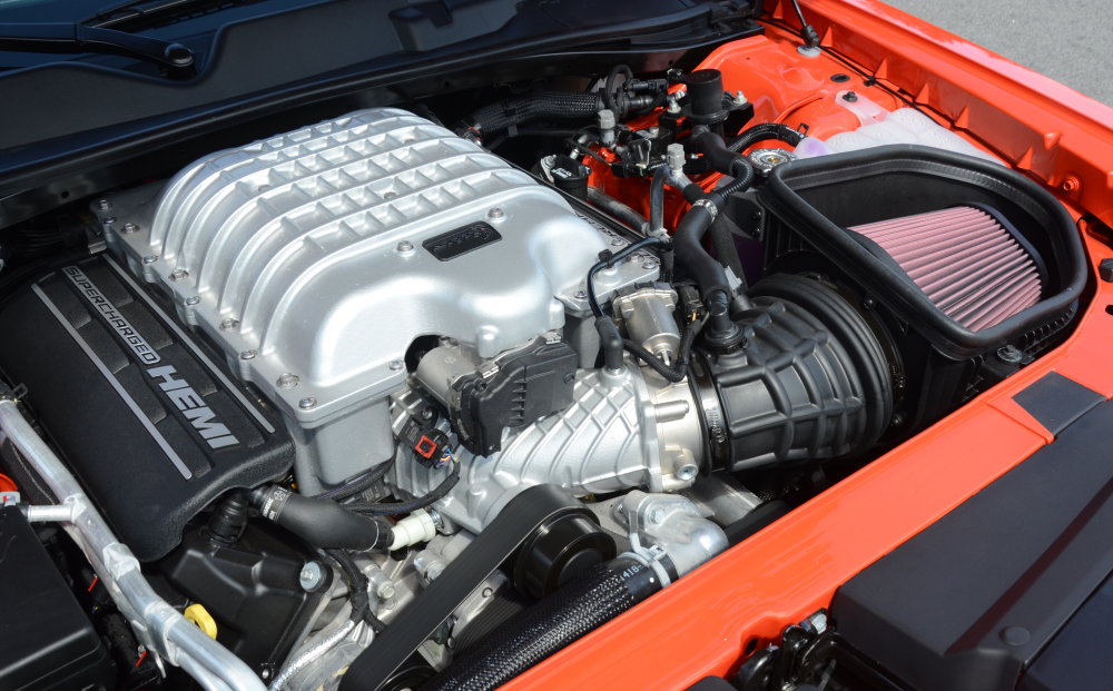 Dodge Challenger Redeye Engine