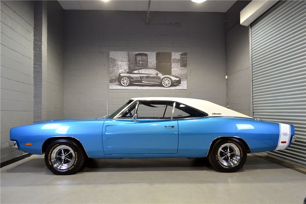 1969 Dodge Charger R/T Side