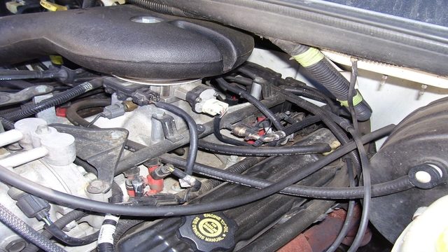 Dodge Ram 1994-2008: How to Check for Vacuum Leaks