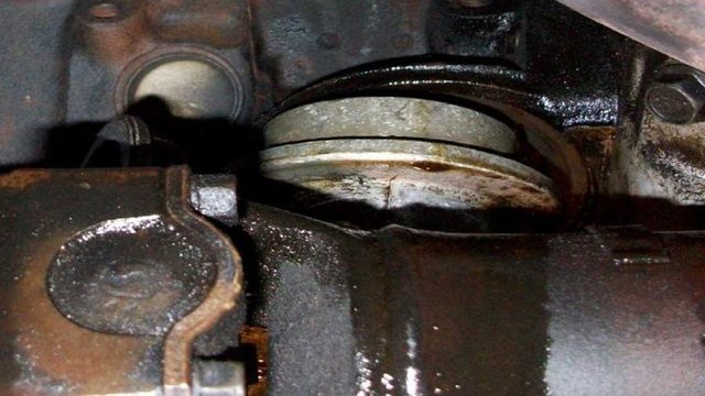 Dodge Ram 1994-2008: Why is My Truck Leaking Oil?
