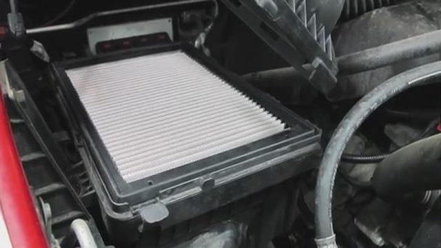 Dodge Ram 2009-Present: How to Replace Air Filter