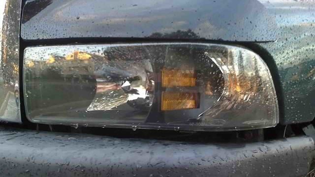 Dodge Ram: How to Clean Foggy Headlights