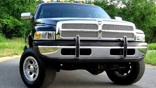 Dodge Ram 1994-2008: Specification by Trim