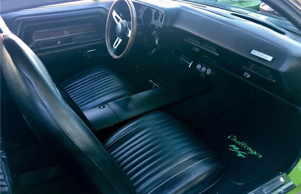 1972 Dodge Challenger R/T Interior