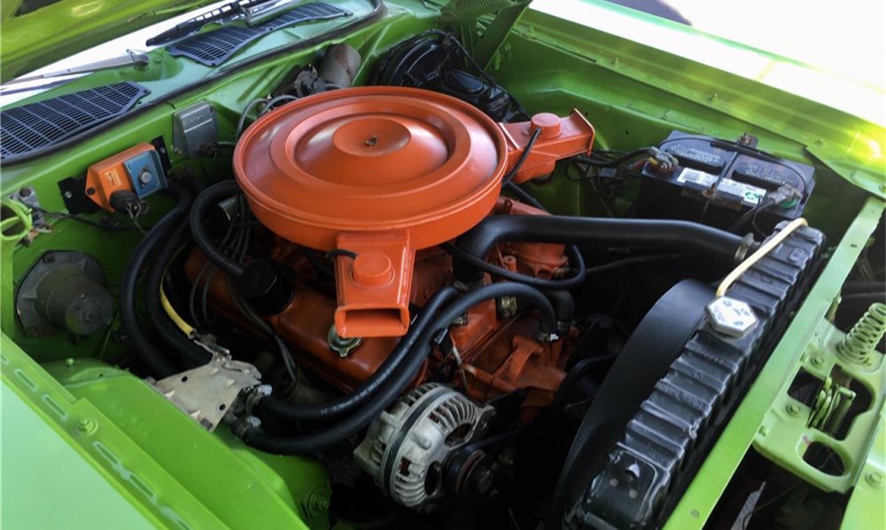 1972 Dodge Challenger R/T 340 Engine