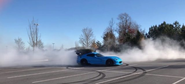 Dodge Viper ACR Donuts with Christmas Tree