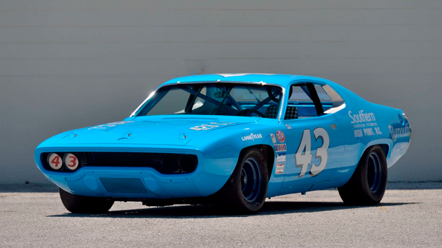 Richard Petty’s Road Runner Is a Rolling Piece of NASCAR History
